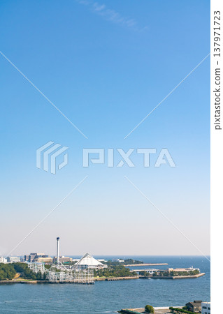 [Kanagawa Prefecture] A leisure facility along the coast under a clear blue sky (March 2026) 137971723