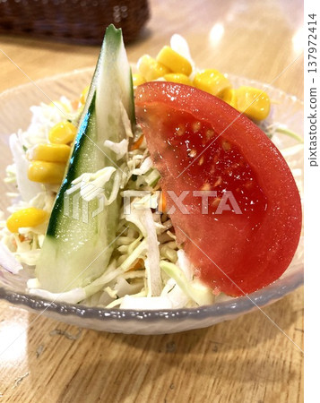 Set salad Set salad 137972414