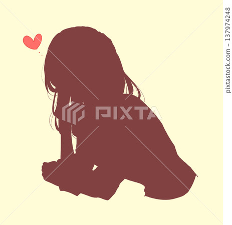 女人手托下巴;愛;剪影 女人手托下巴;愛;剪影 137974248
