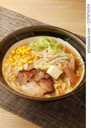 Miso Ramen  137974354