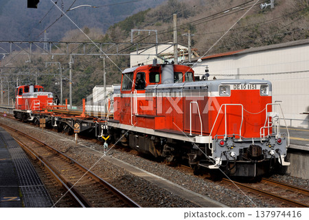 DE10型推挽式鐵路運輸列車 DE10型推挽式鐵路運輸列車 137974416