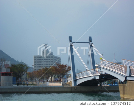 Autumn scenery of Mojiko, Fukuoka Autumn scenery of Mojiko, Fukuoka 137974512