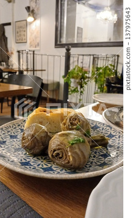 Italian, Roman cuisine Italian, Roman cuisine 137975643