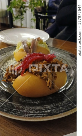 Italian, Roman cuisine 137975644