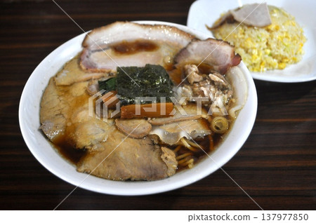 Ramen and fried rice Ramen and fried rice 137977850