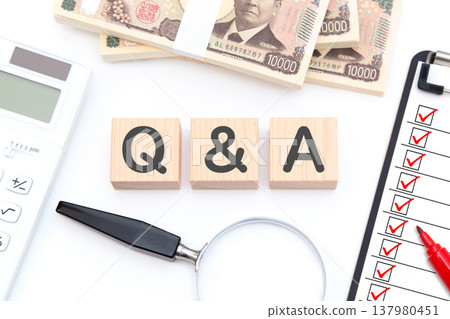 Q&A (Magnifying glass, money, calculator, and checklist) Q&A (Magnifying glass, money, calculator, and checklist) 137980451