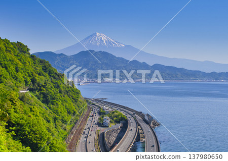 【靜岡縣】從佐田峠眺望富士山 【靜岡縣】從佐田峠眺望富士山 137980650