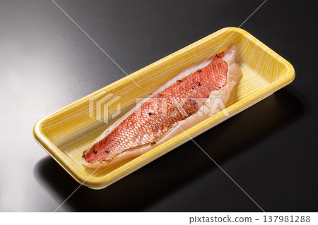 （產自千葉縣）炙烤金眼鯛，適合做刺身 137981288