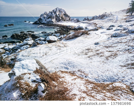 青森縣中須賀和種佐海岸的雪景,八戶市 青森縣中須賀和種佐海岸的雪景,八戶市 137981698
