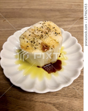 長薯（日本山藥）配橄欖油和醬油 137982453