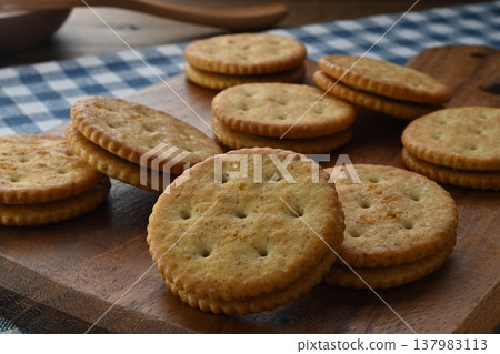 酸味全麥巧克力三明治 137983113