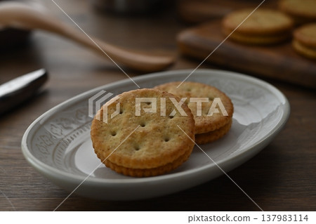 酸味全麥巧克力三明治 137983114