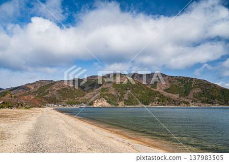 Lake Biwa shoreline scenery, Makino-cho, Nagahama City, Shiga Prefecture Lake Biwa shoreline scenery, Makino-cho, Nagahama City, Shiga Prefecture 137983505