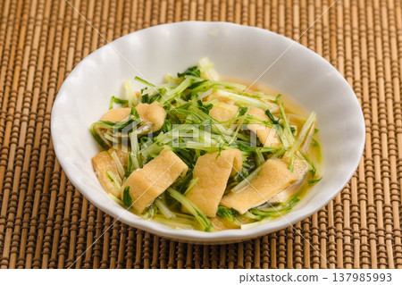 燉水菜和炸豆腐 燉水菜和炸豆腐 137985993