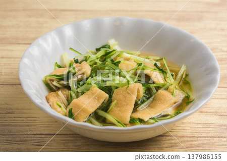 Simmered Mizuna and Fried Tofu Simmered Mizuna and Fried Tofu 137986155