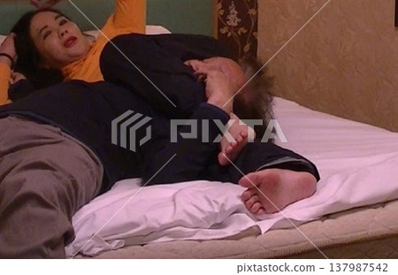 催眠高個子女人 催眠高個子女人 137987542