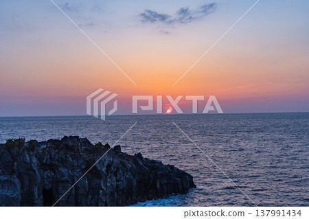 [東伊豆] 伊東、城崎海岸 - 日出 137991434