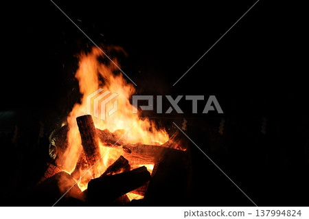 The bonfire at the Namahage Bonfire Festival in Akita 137994824