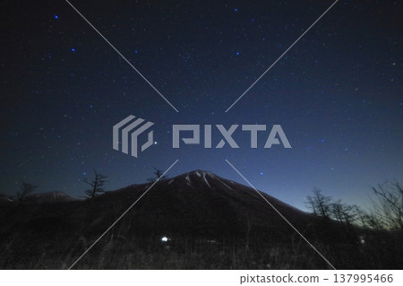 Spring Diamond, Spring Triangle Spring Diamond, Spring Triangle 137995466