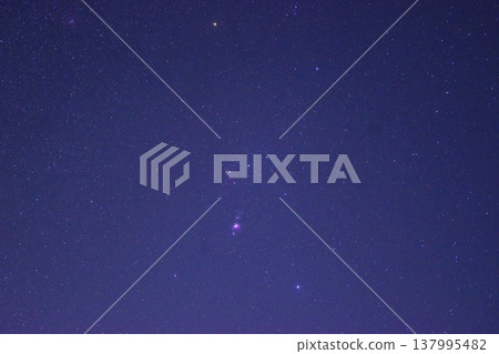 獵戶座三星 137995482