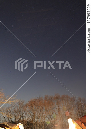 Starry sky at a spring campsite 137995909