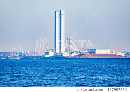 Thermal power plant [Image of power generation using fossil fuels] 137997654