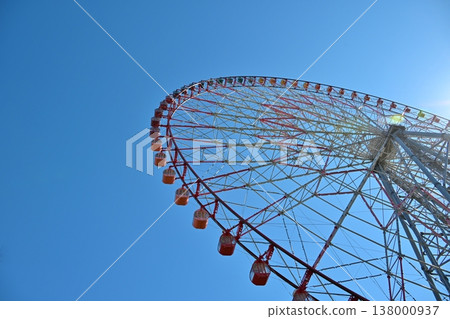 The Diamond and Flower Ferris Wheel at Kasai Rinkai Park, Tokyo The Diamond and Flower Ferris Wheel at Kasai Rinkai Park, Tokyo 138000937