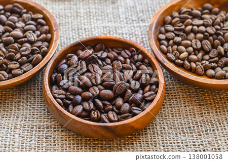 March Blend Colombia Costa Rica 138001058