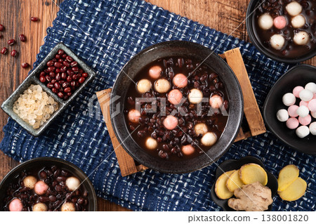 red bean glutinous rice balls red bean glutinous rice balls winter solstice Red bean tangyuan あずき タンユエン もち団子 138001820