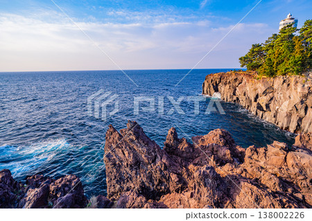 (靜岡縣)伊豆東部,城崎海岸,清晨 (靜岡縣)伊豆東部,城崎海岸,清晨 138002226