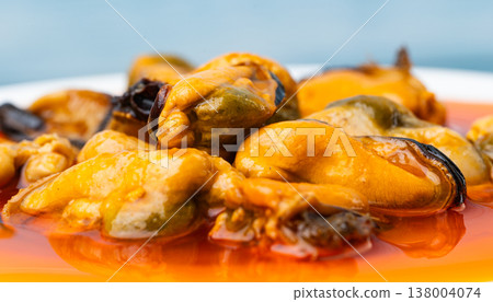 photo of mussels in sauce photo of mussels in sauce 138004074