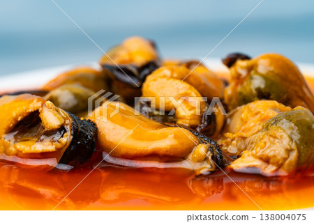 photo of mussels in sauce photo of mussels in sauce 138004075