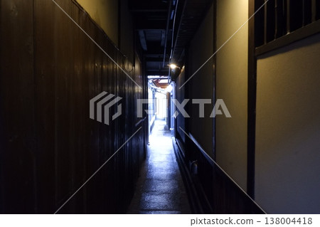 京都先鬥町的夜晚 京都先鬥町的夜晚 138004418