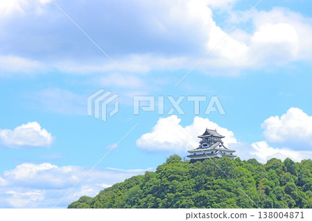 愛知縣犬山市的國寶犬山城風景 愛知縣犬山市的國寶犬山城風景 138004871