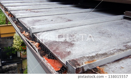 Roof replacement 138015557