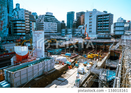 大型建築工地構成的都市景觀:池袋,目前正在進行重建。 2026.02 c-4 淺色 大型建築工地構成的都市景觀:池袋,目前正在進行重建。 2026.02 c-4 淺色 138018161