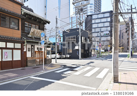 Old Japanese house, long-established store, Ohnoya Sohonten, Shintomi, Chuo-ku, Tokyo 138019166