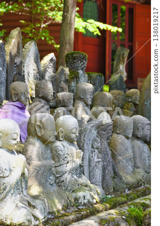 草津山光泉寺的石佛像（群馬縣吾妻郡草津町） 138019217