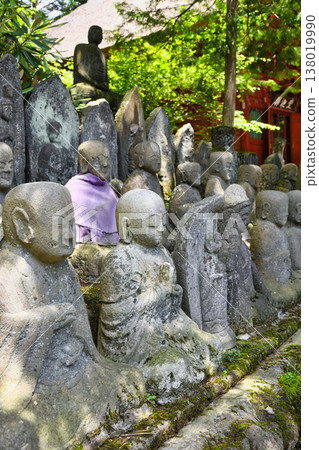 草津山光泉寺的石佛像（群馬縣吾妻郡草津町） 138019990