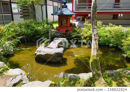Kusatsu-san Kosenji Temple, Yu-akari Benzaiten (Kusatsu-machi, Agatsuma-gun, Gunma Prefecture) Kusatsu-san Kosenji Temple, Yu-akari Benzaiten (Kusatsu-machi, Agatsuma-gun, Gunma Prefecture) 138022824