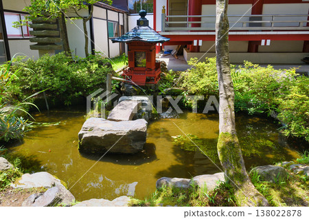 Kusatsu-san Kosenji Temple, Yu-akari Benzaiten (Kusatsu-machi, Agatsuma-gun, Gunma Prefecture) Kusatsu-san Kosenji Temple, Yu-akari Benzaiten (Kusatsu-machi, Agatsuma-gun, Gunma Prefecture) 138022878