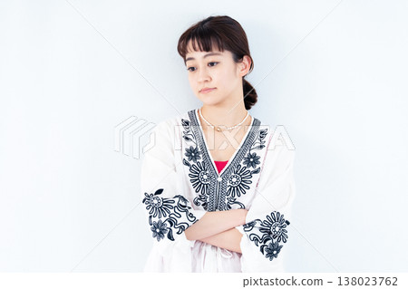 Young lady's portrait Young lady's portrait 138023762