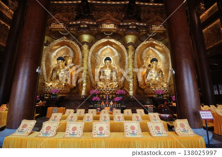 Buddhist statues in Chinese temples Buddhist statues in Chinese temples 138025997