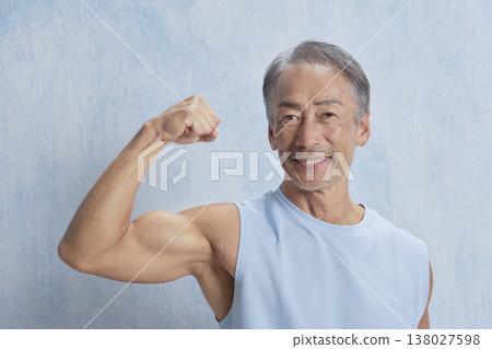 Senior male muscles biceps Senior male muscles biceps 138027598
