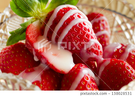 一個草莓 138028531