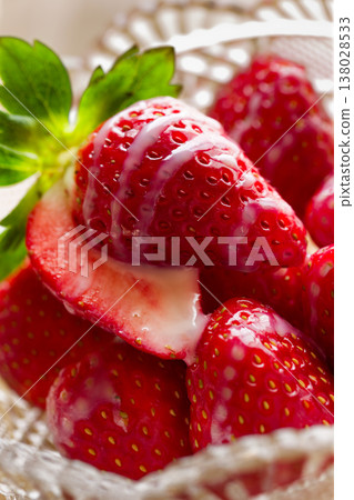 Strawberry Strawberry 138028533