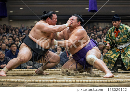 相撲比賽 138029122