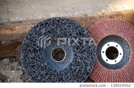 Abrasive Flap Disc And Sanding Wheel For Metal Grinding And Surface Preparation In Workshop 138029502