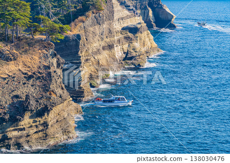 (Shizuoka Prefecture) Dogashima - Cave tour and sightseeing boat (Shizuoka Prefecture) Dogashima - Cave tour and sightseeing boat 138030476