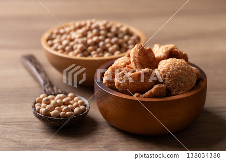 Raw textured vegetable protein (TVP) soy meat chunks. Healthy plant-based protein 138034380